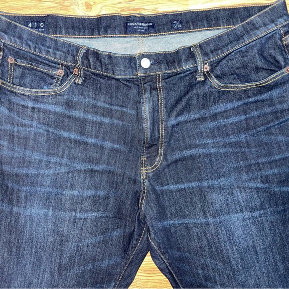 Lucky Brand Men’s 410 Athletic Slim Size 40x30 Dark Blue Excellent Condition - Picture 2 of 16